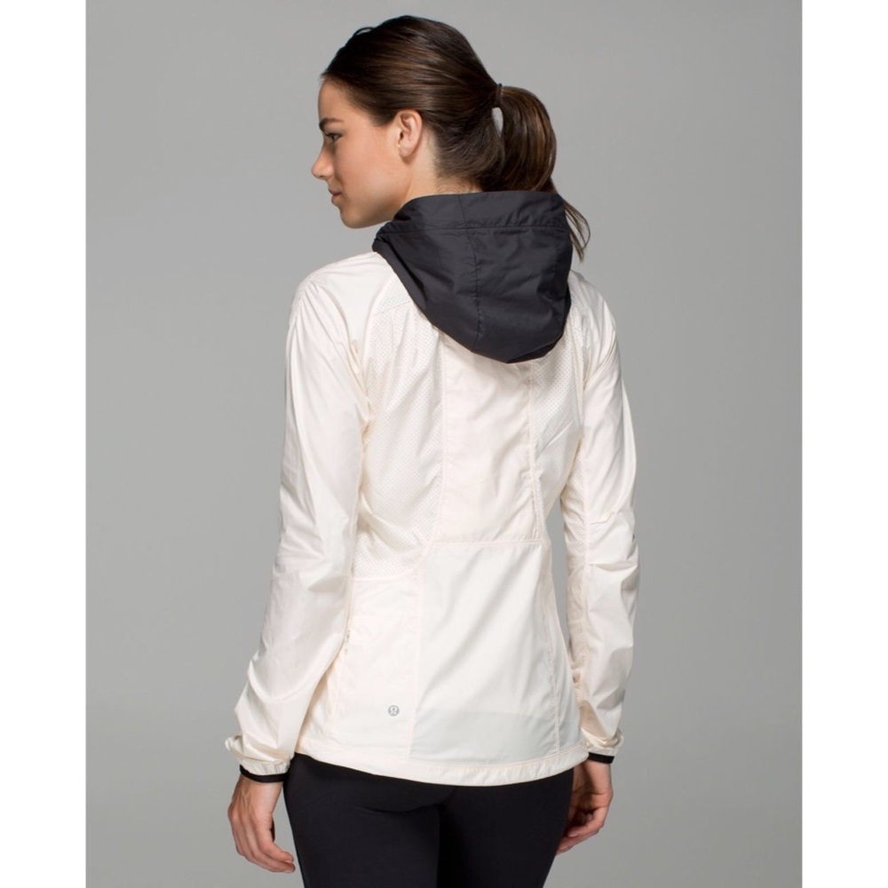Lululemon Back Pack It Jacket - image 2